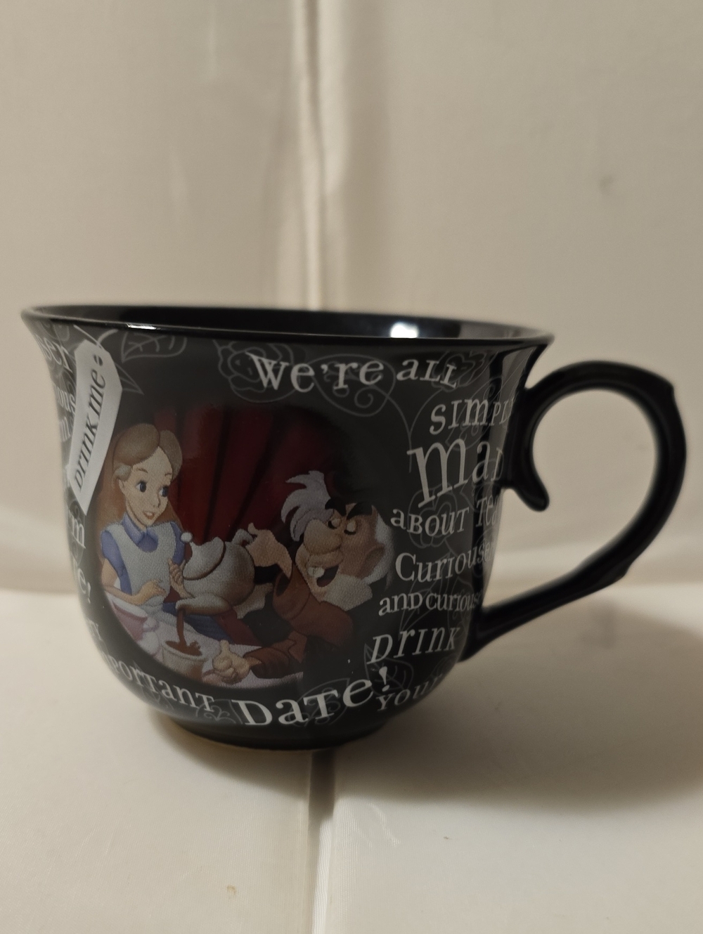 Disney Parks Alice in Wonderland Mug Alice Mad Hatter Cheshire Cat Tea Party